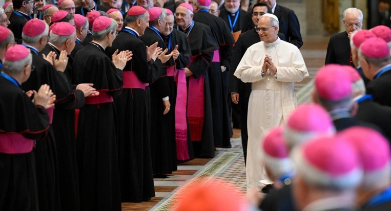 Laporan: Hampir 4.400 Orang Jadi Korban Pelecehan oleh Pastor Katolik di Italia Laporan: Hampir 4.400 Orang Jadi Korban Pelecehan oleh Pastor Katolik di Italia